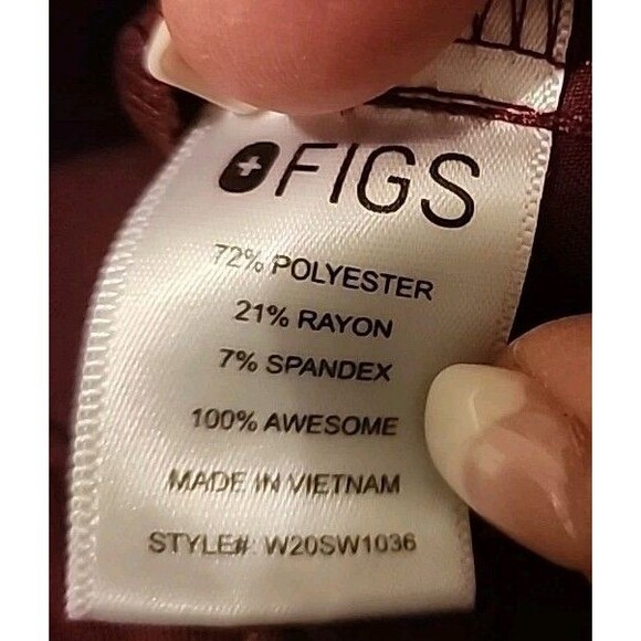 Figs Womens Scrubs Small Burgandy Top Front Pockets V-Neck - Picture 5 of 8